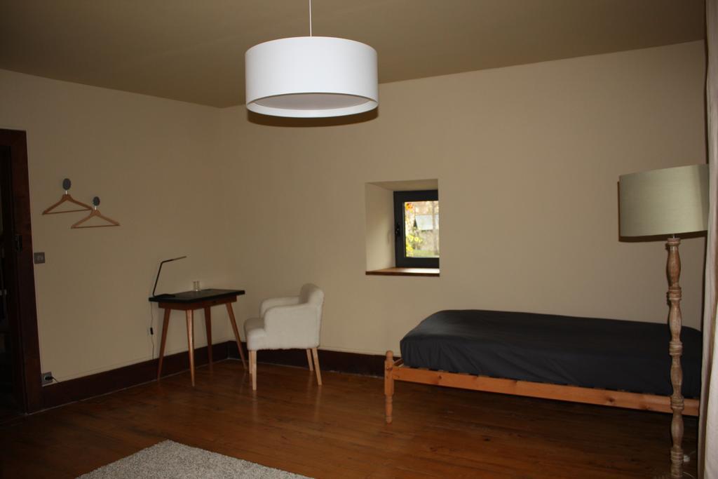 Bed In Bellongue Aucazein Room photo